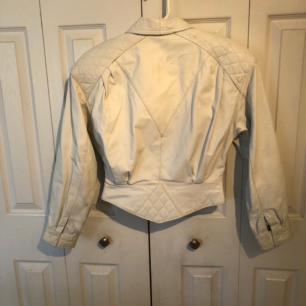White leather jacket used good condition size M
